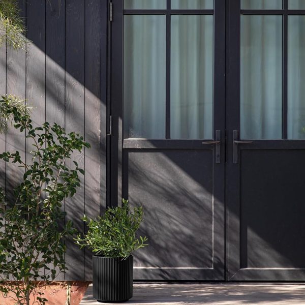 Modern Round Planter for Porch Patio and Garden Plants